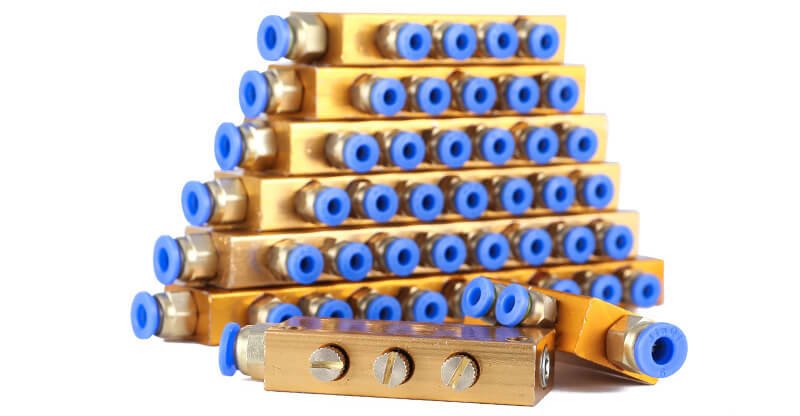 oil manifold (1)