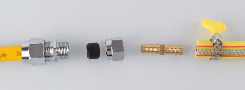 brass connectors (18)